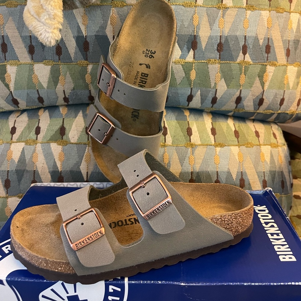 New Birkenstock stone Arizona sandals slides sz 36 6/6.5